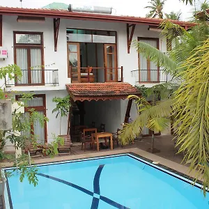 Kapuru Hotell Negombo
