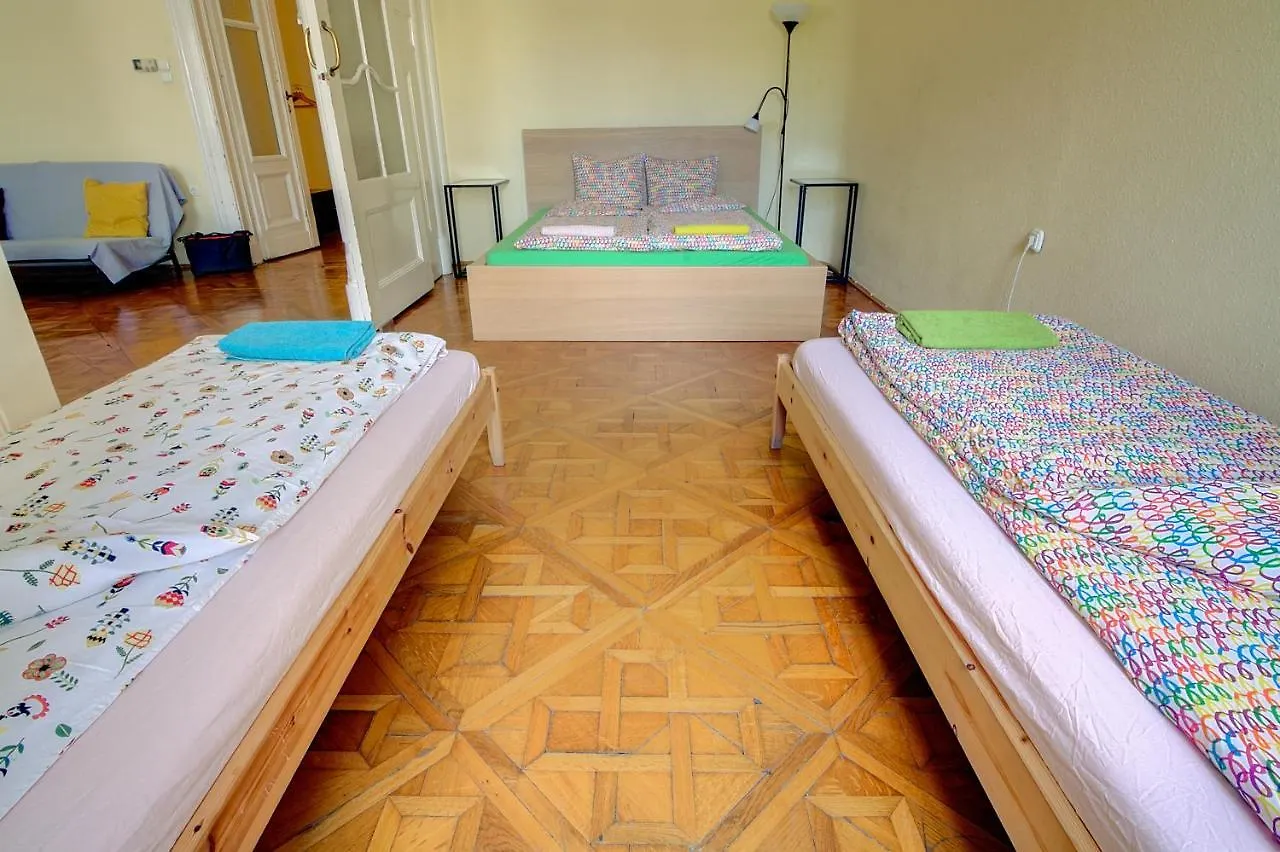 Pal'S Hostel And Apartments Budapest Ungarn